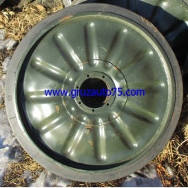 Каток опорный ГТТ 700*120