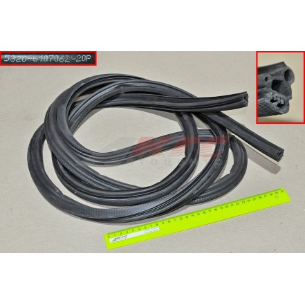 Уплотнитель проема двери Камаз